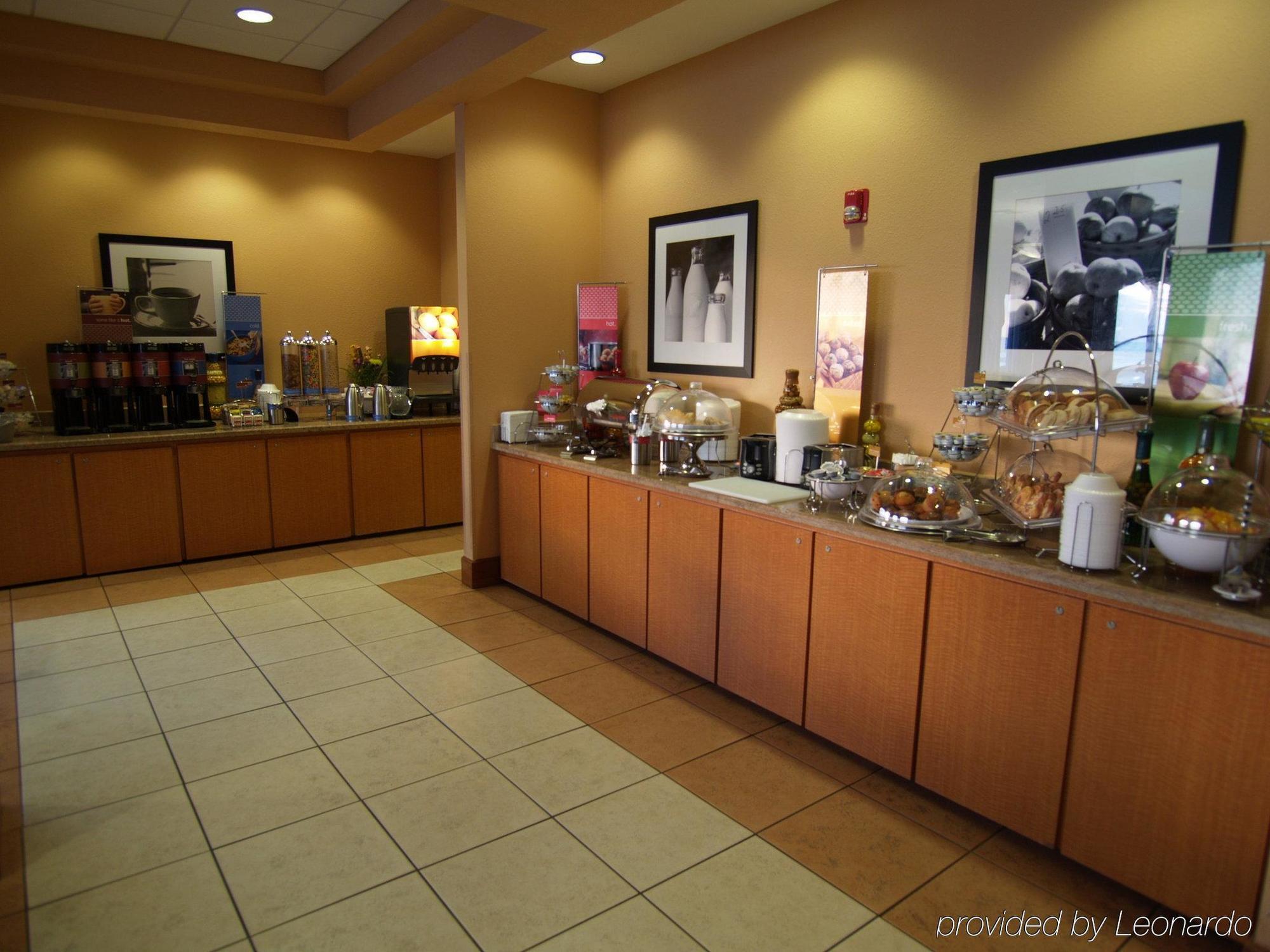 แฮมป์ตัน อินน์ เดย์โทนา ชอร์-โอเชียนฟรอนต์ Daytona Beach Shores ร้านอาหาร รูปภาพ